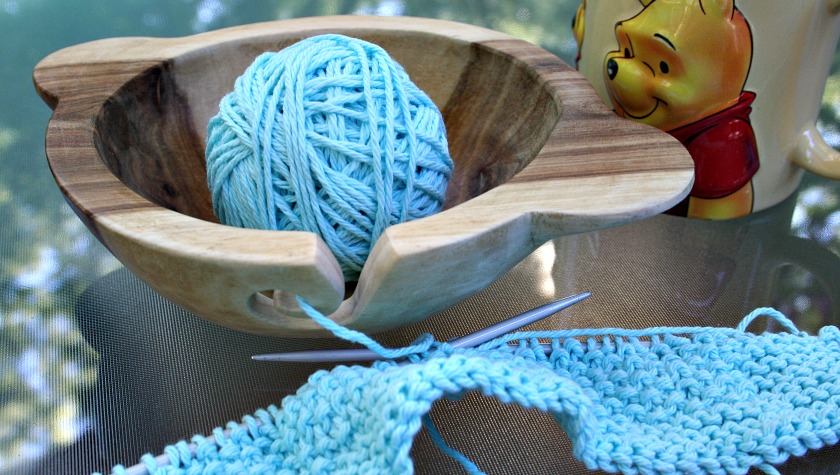  Wood Yarn Bowl with Lid, Crochet Bowls for Yarn