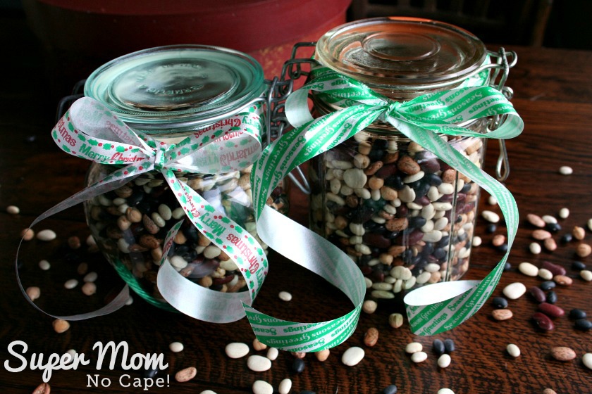 How to Make Dried Bean Soup in Mason Jars for Holiday Gift-Giving